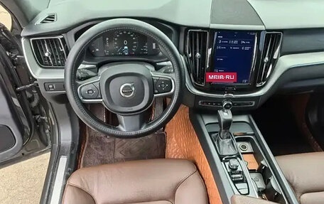 Volvo XC60 II, 2022 год, 2 579 000 рублей, 8 фотография