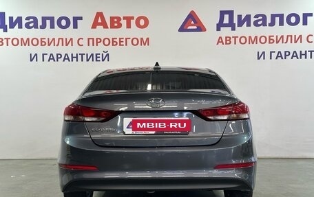 Hyundai Elantra VI рестайлинг, 2018 год, 1 611 000 рублей, 4 фотография