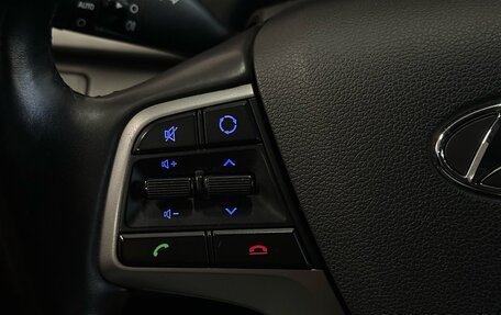 Hyundai Elantra VI рестайлинг, 2018 год, 1 611 000 рублей, 9 фотография
