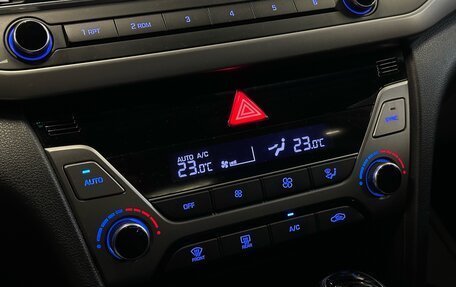 Hyundai Elantra VI рестайлинг, 2018 год, 1 611 000 рублей, 15 фотография