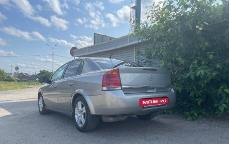Opel Vectra C рестайлинг, 2004 год, 650 000 рублей, 3 фотография