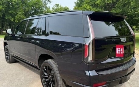 Cadillac Escalade V, 2023 год, 14 665 000 рублей, 6 фотография