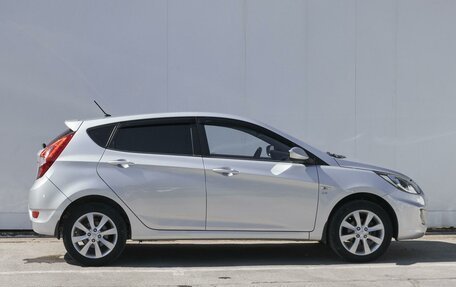 Hyundai Solaris II рестайлинг, 2012 год, 1 029 000 рублей, 5 фотография