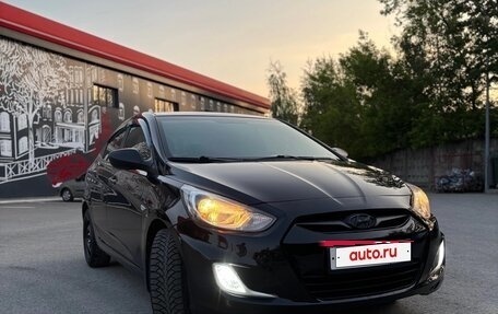 Hyundai Solaris II рестайлинг, 2012 год, 675 000 рублей, 11 фотография