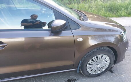 Volkswagen Polo VI (EU Market), 2016 год, 1 200 000 рублей, 2 фотография
