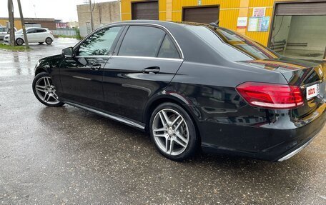 Mercedes-Benz E-Класс, 2013 год, 1 750 000 рублей, 4 фотография