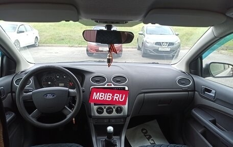 Ford Focus II рестайлинг, 2005 год, 590 000 рублей, 4 фотография