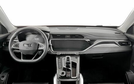 Geely Atlas, 2022 год, 1 800 000 рублей, 5 фотография