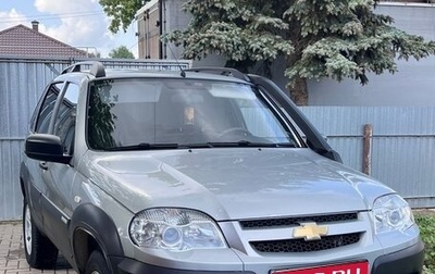 Chevrolet Niva I рестайлинг, 2014 год, 590 000 рублей, 1 фотография