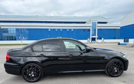 BMW 3 серия, 2009 год, 1 530 000 рублей, 11 фотография