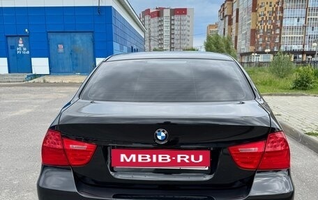 BMW 3 серия, 2009 год, 1 530 000 рублей, 13 фотография