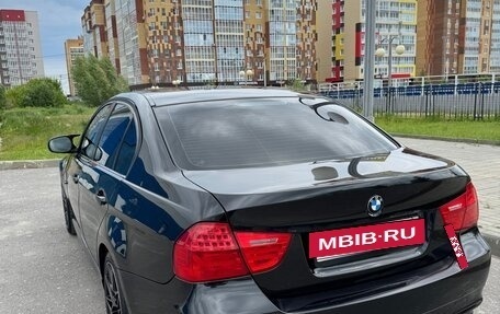 BMW 3 серия, 2009 год, 1 530 000 рублей, 14 фотография