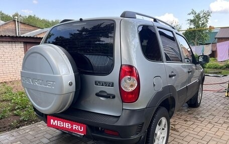 Chevrolet Niva I рестайлинг, 2014 год, 590 000 рублей, 3 фотография