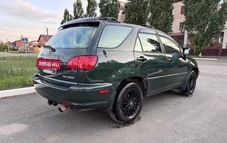 Lexus RX IV рестайлинг, 1998 год, 750 000 рублей, 3 фотография