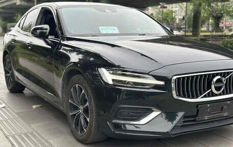 Volvo S60 III, 2022 год, 2 315 000 рублей, 6 фотография