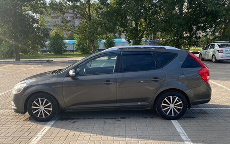KIA cee'd I рестайлинг, 2011 год, 650 000 рублей, 3 фотография