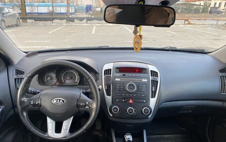 KIA cee'd I рестайлинг, 2011 год, 650 000 рублей, 13 фотография