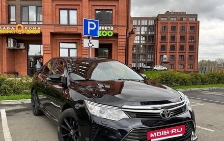 Toyota Camry, 2014 год, 1 900 000 рублей, 2 фотография