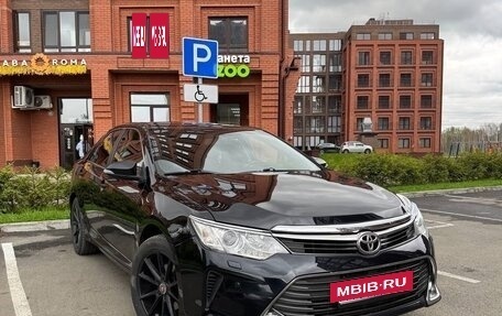 Toyota Camry, 2014 год, 1 900 000 рублей, 3 фотография