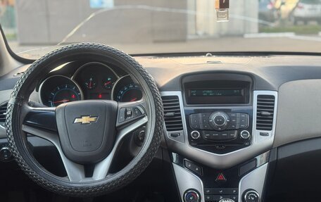 Chevrolet Cruze II, 2011 год, 499 000 рублей, 15 фотография