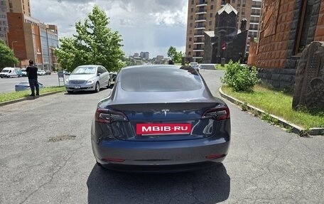 Tesla Model 3 I, 2023 год, 2 600 000 рублей, 3 фотография