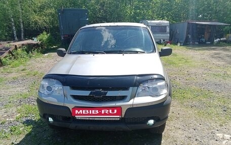 Chevrolet Niva I рестайлинг, 2011 год, 370 000 рублей, 11 фотография