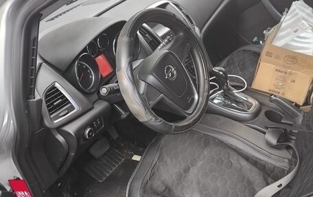 Opel Astra J, 2013 год, 770 000 рублей, 6 фотография