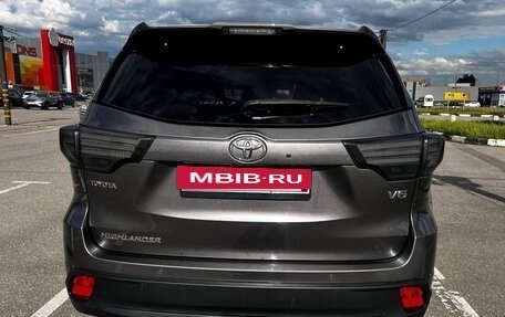 Toyota Highlander III, 2014 год, 3 800 000 рублей, 6 фотография
