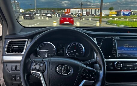 Toyota Highlander III, 2014 год, 3 800 000 рублей, 12 фотография