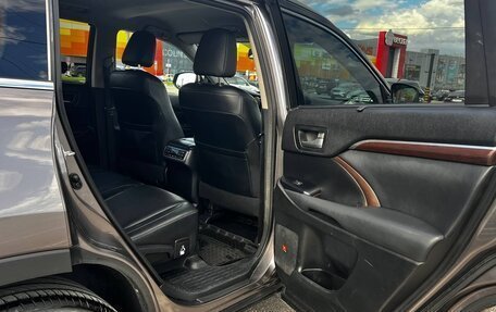 Toyota Highlander III, 2014 год, 3 800 000 рублей, 14 фотография
