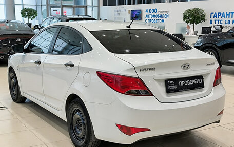 Hyundai Solaris II рестайлинг, 2014 год, 990 000 рублей, 8 фотография
