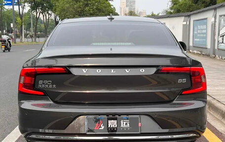 Volvo S90 II рестайлинг, 2022 год, 2 850 015 рублей, 5 фотография