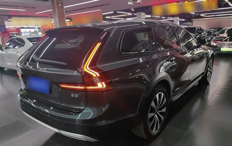 Volvo V90 Cross Country I рестайлинг, 2022 год, 3 779 000 рублей, 6 фотография