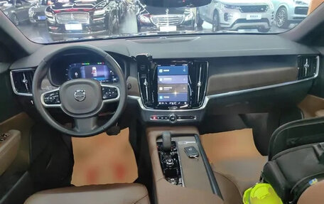 Volvo V90 Cross Country I рестайлинг, 2022 год, 3 779 000 рублей, 7 фотография