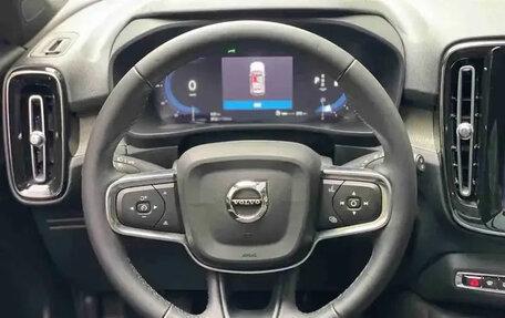 Volvo XC40 I, 2022 год, 1 979 000 рублей, 7 фотография