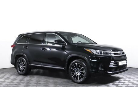 Toyota Highlander III, 2019 год, 3 288 000 рублей, 3 фотография