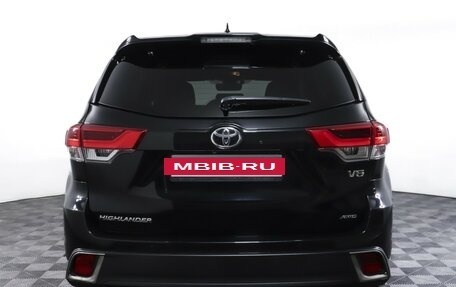 Toyota Highlander III, 2019 год, 3 288 000 рублей, 6 фотография