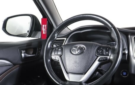 Toyota Highlander III, 2019 год, 3 288 000 рублей, 18 фотография