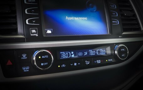 Toyota Highlander III, 2019 год, 3 288 000 рублей, 26 фотография