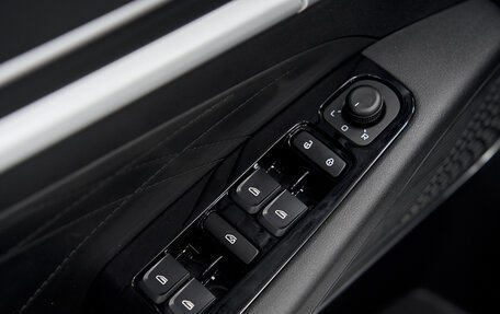 Geely Emgrand, 2024 год, 2 243 990 рублей, 10 фотография