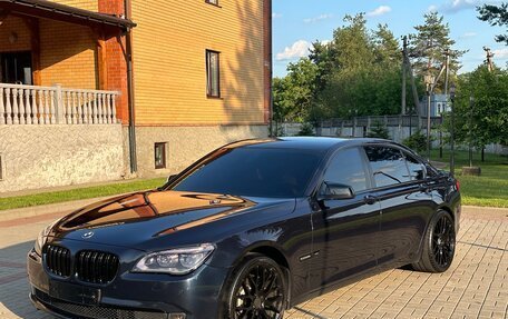 BMW 7 серия, 2011 год, 1 670 000 рублей, 2 фотография