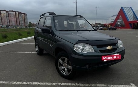 Chevrolet Niva I рестайлинг, 2012 год, 400 000 рублей, 3 фотография