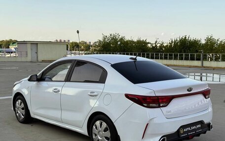 KIA Rio IV, 2021 год, 1 090 000 рублей, 4 фотография