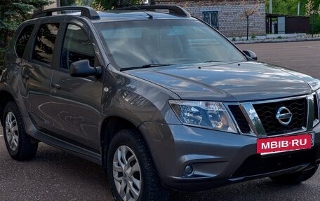 Nissan Terrano III, 2015 год, 910 000 рублей, 3 фотография