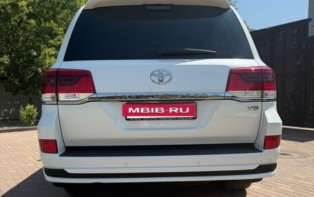 Toyota Land Cruiser 200, 2019 год, 8 500 000 рублей, 4 фотография