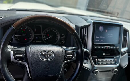 Toyota Land Cruiser 200, 2019 год, 8 500 000 рублей, 13 фотография