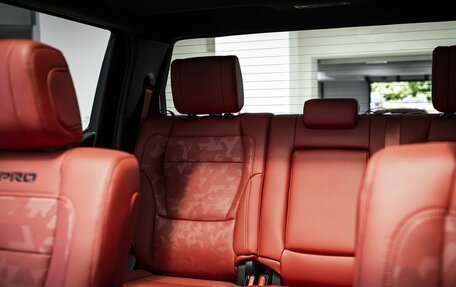 Toyota Tundra, 2024 год, 10 380 000 рублей, 40 фотография