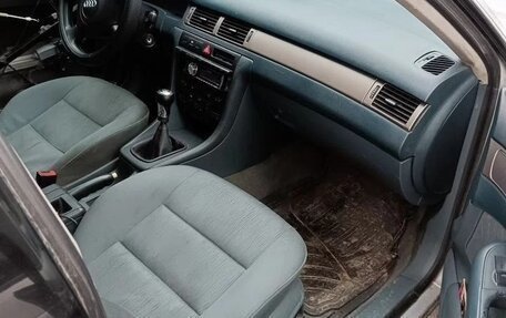 Audi A6, 1997 год, 375 000 рублей, 19 фотография