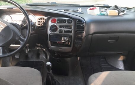 Hyundai Starex I рестайлинг, 2006 год, 900 000 рублей, 6 фотография