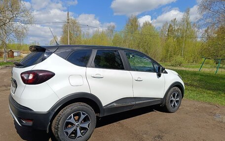 Renault Kaptur I рестайлинг, 2019 год, 1 500 000 рублей, 7 фотография